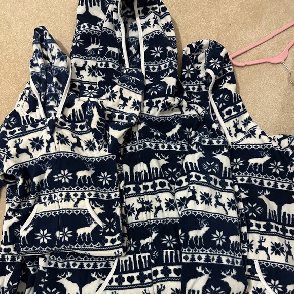 Family Christmas pajamas - Picture 3 of 3